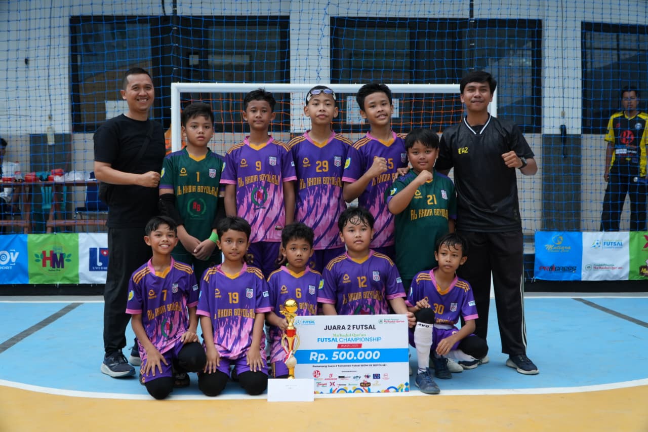 Siswa Al Khoir mengikuti Futsal