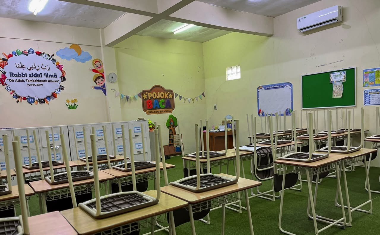 Ruang Kelas berAC Al Khoir